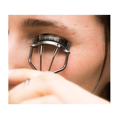 EYELASH CURLER